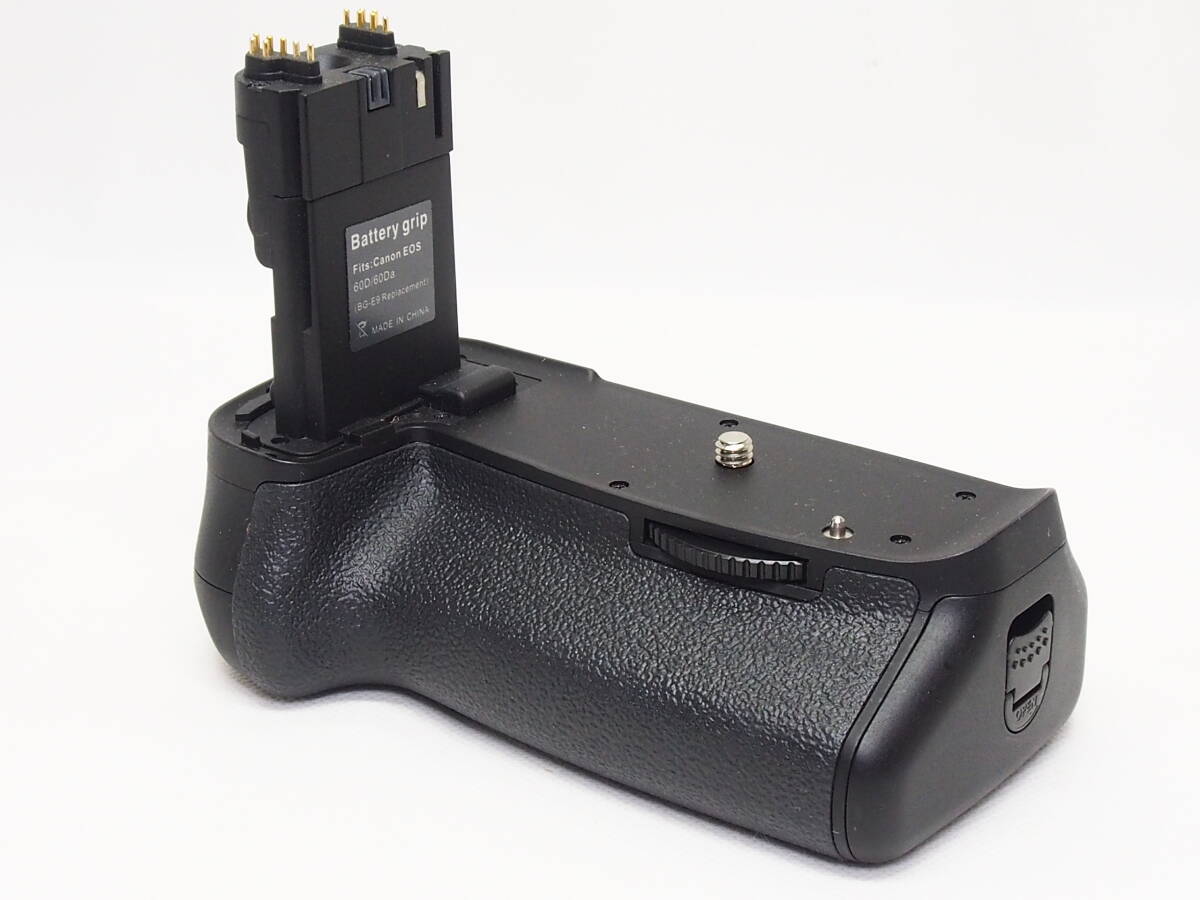 ノーブランド Canon BATTERY GRIP BG-E9 EOS 60D / 60Da 用 バッテリーグリップ 単三乾電池6個 対応《 動作確認済み 》 #25110501