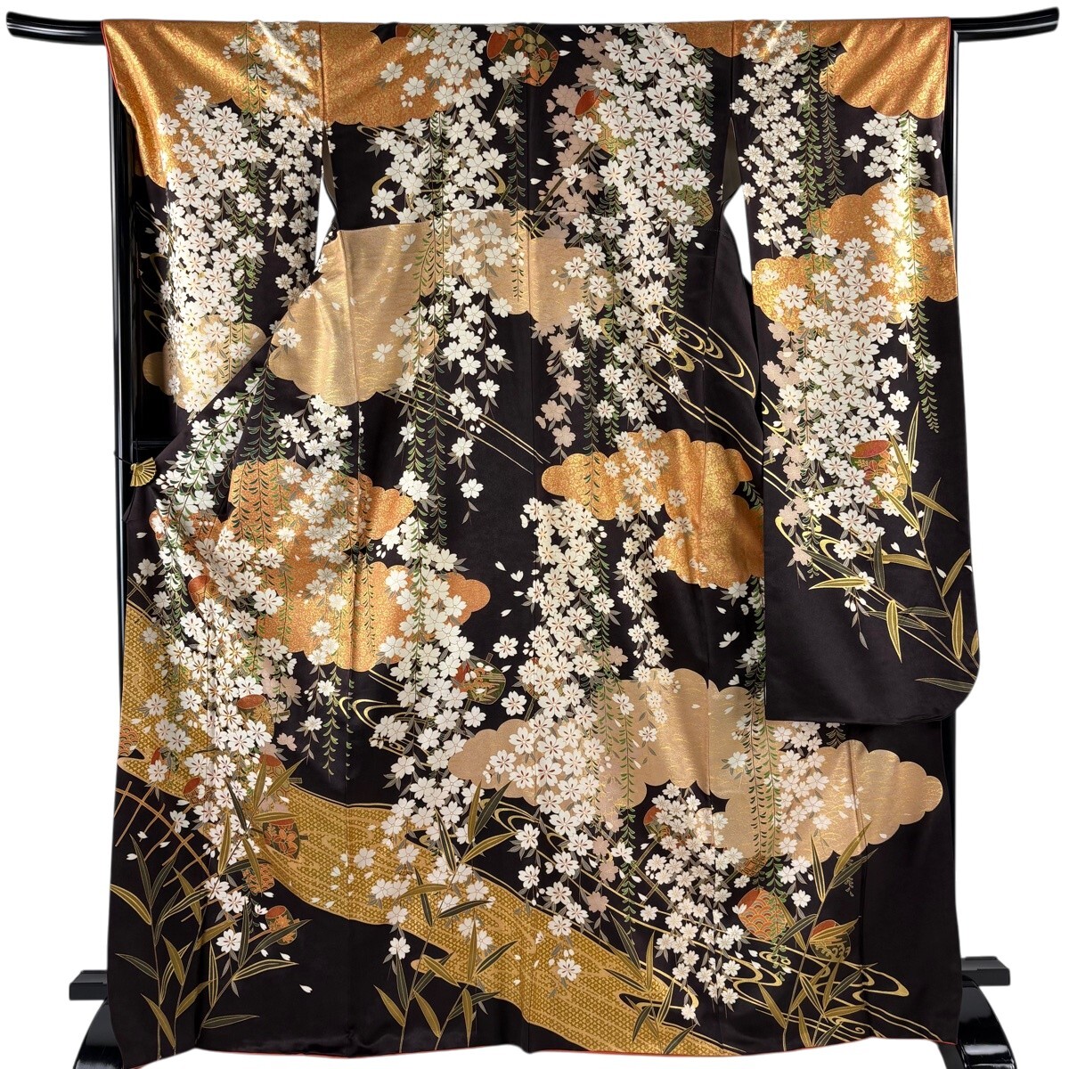 振袖 身丈168.5cm 裄丈66.5cm M 袷 土車 桜 金彩 金糸 焦茶色 正絹 名品 【中古】