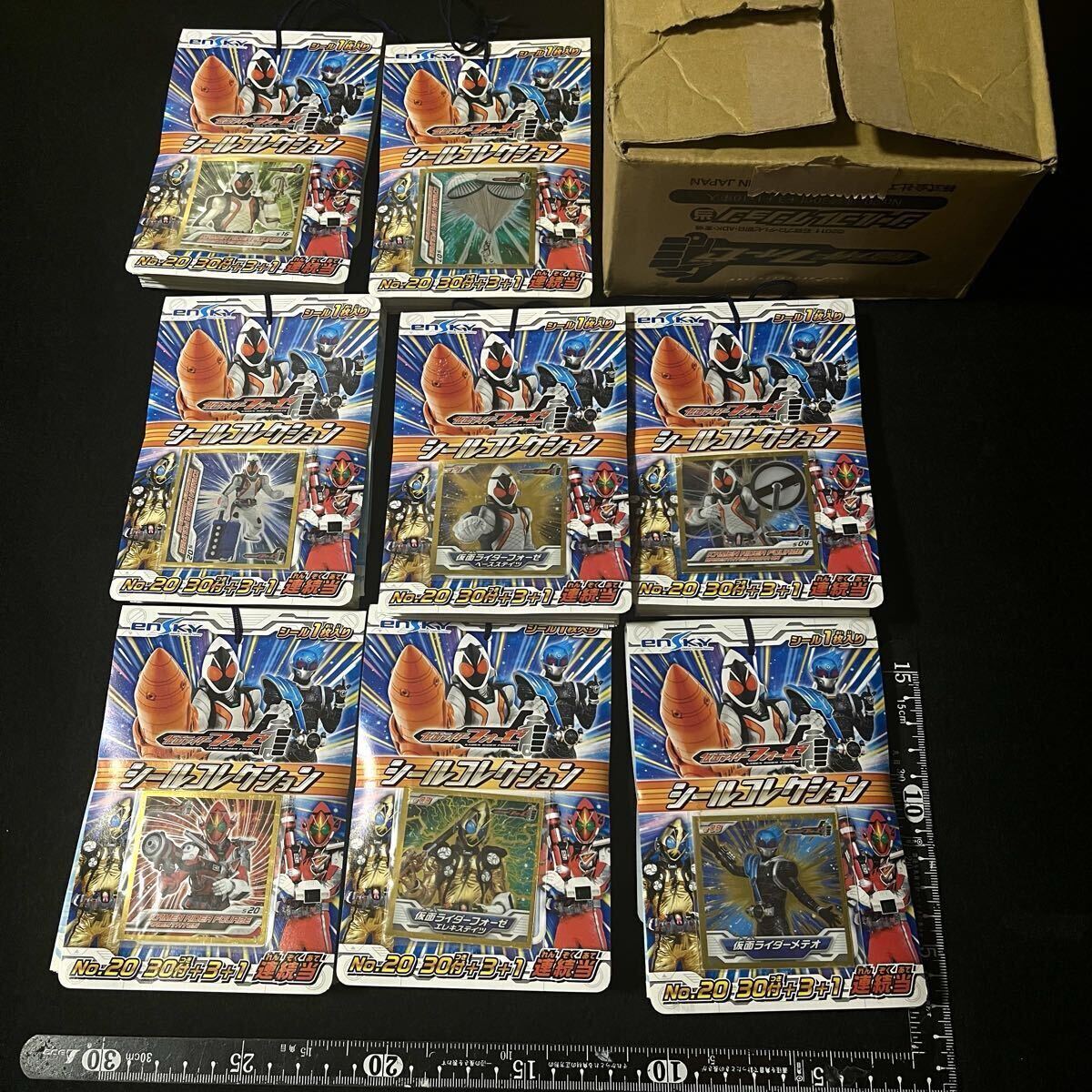 【希少デッドストック】仮面ライダーフォーゼ シールコレクション 連続当 まとめて 箱付 エンスカイ 駄菓子屋 昭和 平成レトロ 未使用