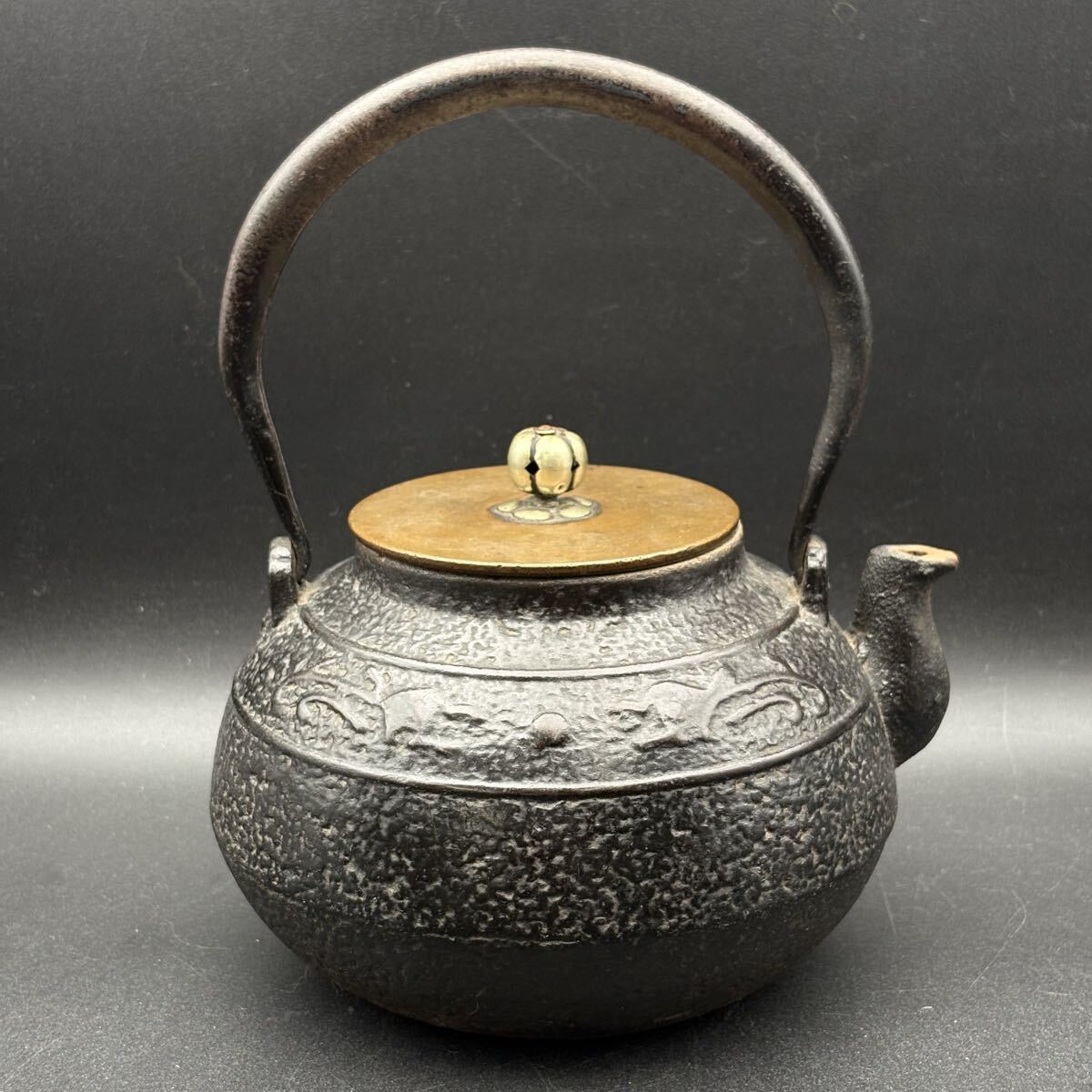 F05-22 龍文堂 鉄瓶 骨董品 金属工芸 京鉄瓶 斑紫銅蓋 鉄器 茶器 煎茶道具 茶道具 アンティーク ヴィンテージ コレクション 伝統工芸