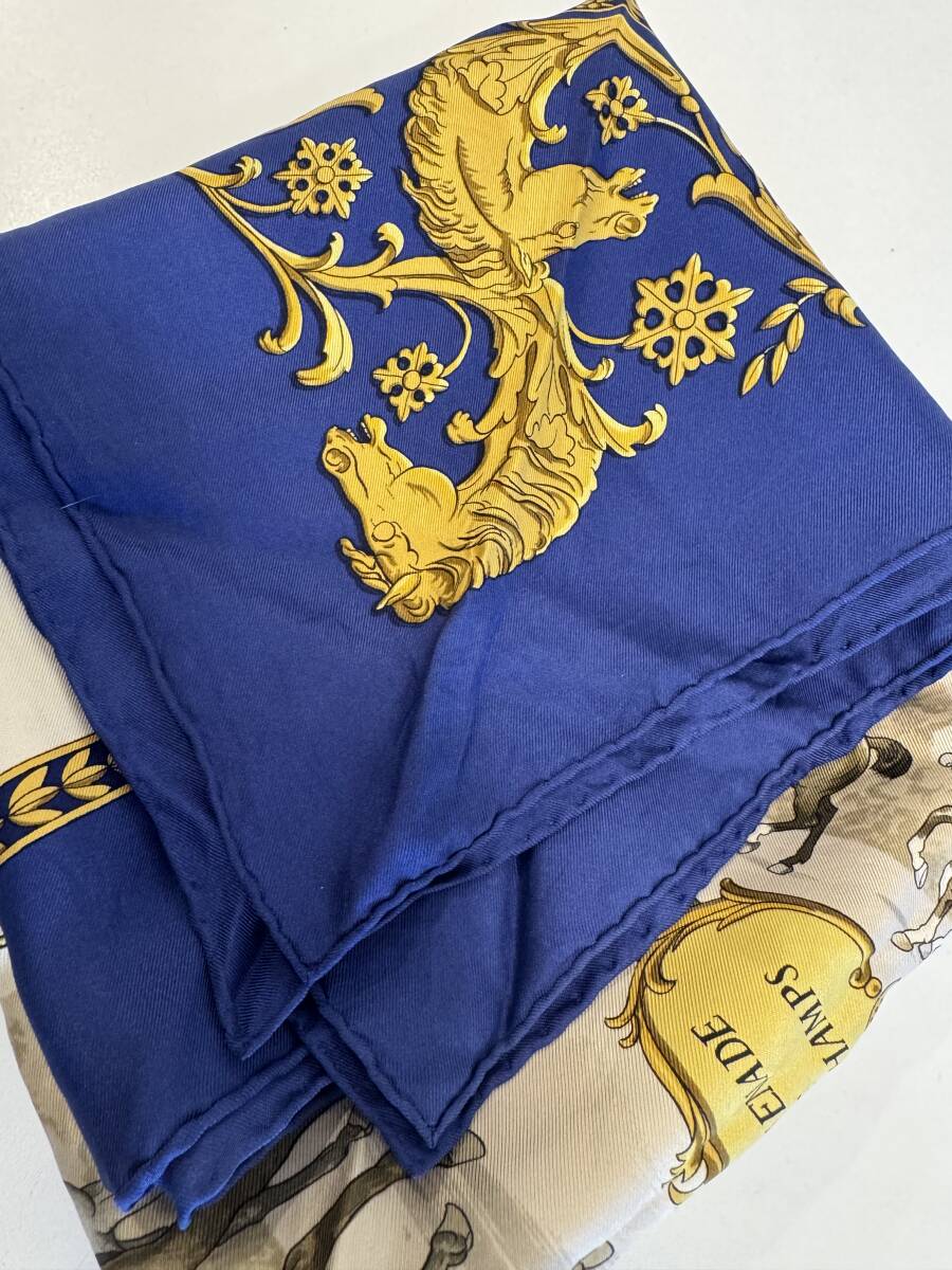 ◆エルメス　HERMES シルクスカーフ　ロンシャンへの散歩　カレ90 