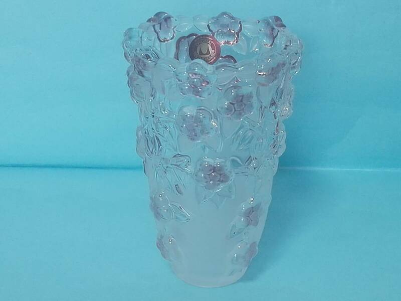 ガラス製　花瓶　花入れ　置物　ORIGINAL　WALTHERGLAS　　MADE　IN　GERMANY　　高さ１５，２cm、　未使用　