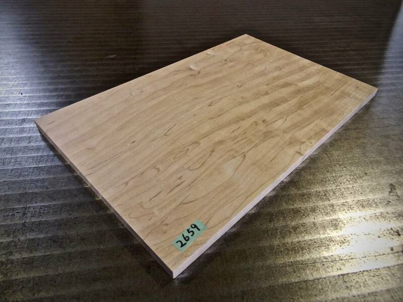 かえで杢（楓） チジミ杢 玉杢 （300×191×10）mm 1枚 無垢一枚板 送料無料 [2659] メープル カエデ キヤンプ 道具 まな板 材料 木材 