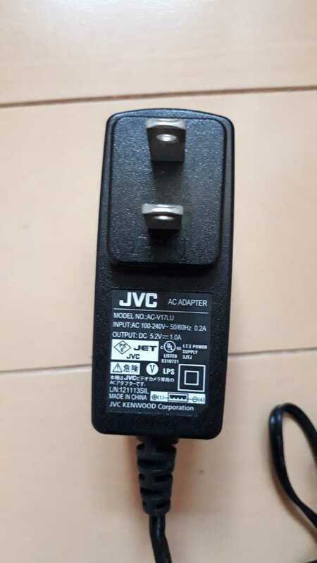 【 即決 】JVC AC-V17LU GC-XA1用 ACアダプター ビデオカメラ 充電器 送料込 匿名配送