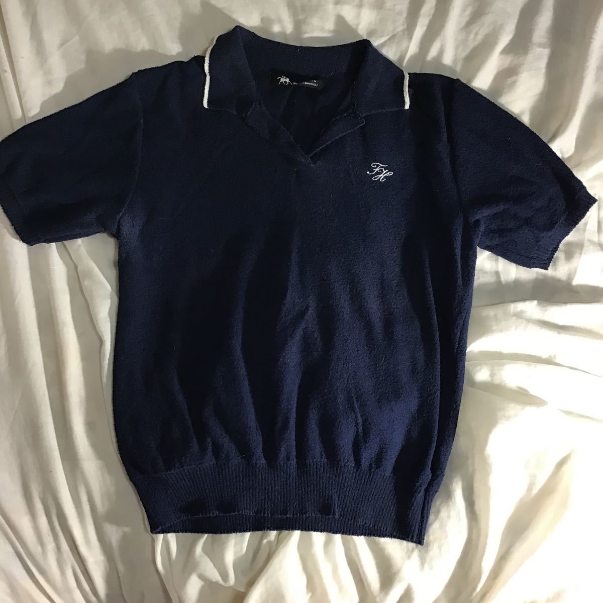 半袖ニット 500円超10％商品オマケ　Fox Hill ニットセーター 女性用　Ｌサイズ　身幅44着丈52cm 紺色　右脇下色あせ　説明文参照（68)