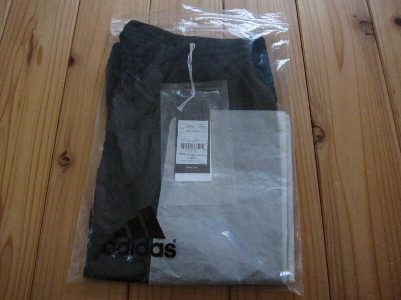 adidas ショートパンツ メンズ　ブラック*レッド ZE730 Z39754 BLACK/TECHGREY アディダス