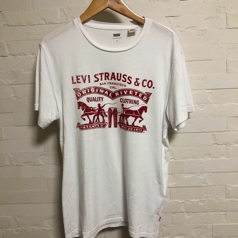 リーバイス 半袖Tシャツ　M ロゴ　levi's カットソー