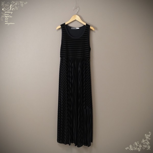 USED*SPORTMAX/スポーツマックス/S/ベロア調ボーダー/肩ビジュー付きノースリーブロングワンピース/ブラック/黒色/シック/カジュアル/上品