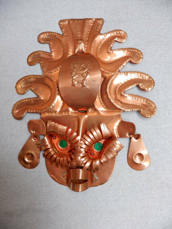 壁掛け　　ドア掛け　　銅製　　金属工芸品　　南米　　古代インカ文明の黄金仮面風