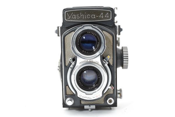 YASHICA 44 Yashikor 60mm f/3.5 #450