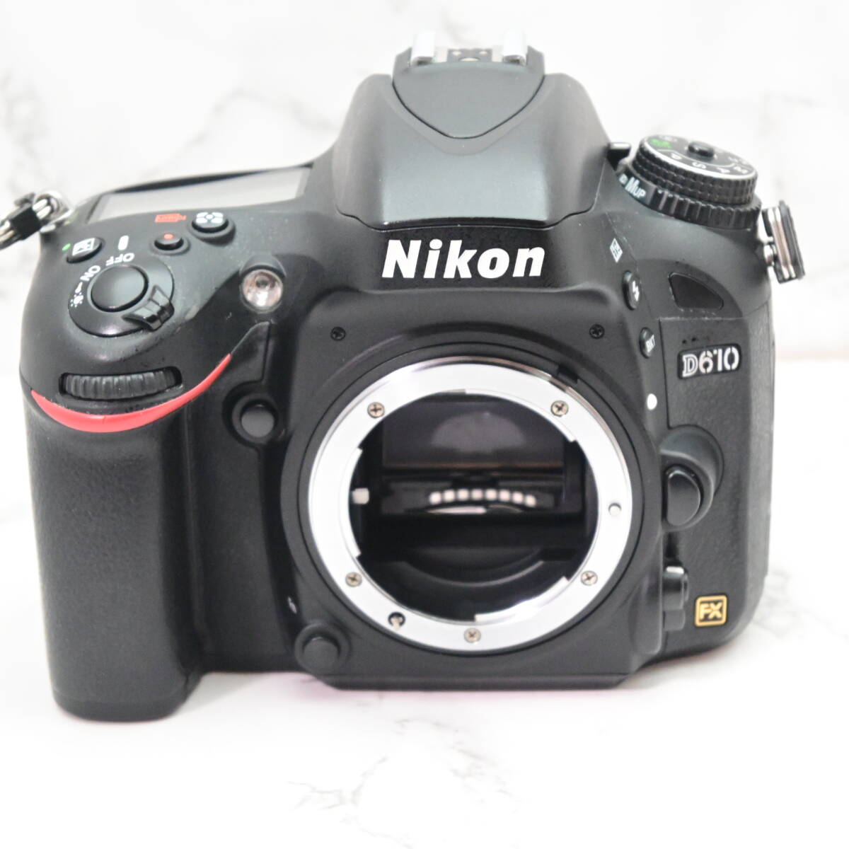 0605[G926]24 ニコン Nikon D610 ボディ