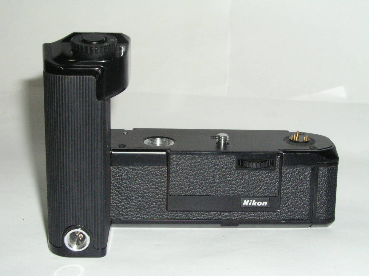 9456★ Nikon MD-15「ニコンFA」専用のモータードライブ、1983年発売 ★