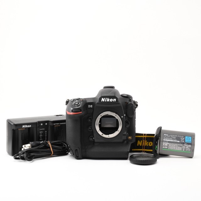 ＜美品＞ニコン Nikon D5 ボディ (XQD-Type)｜プロ仕様フルサイズ一眼｜高耐久・高速連写モデル！