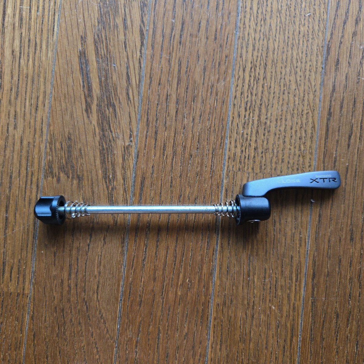極美品 シマノ XTR クイックリリース　フロントのみ　ビンテージ　ホイール SHIMANO スキュワー