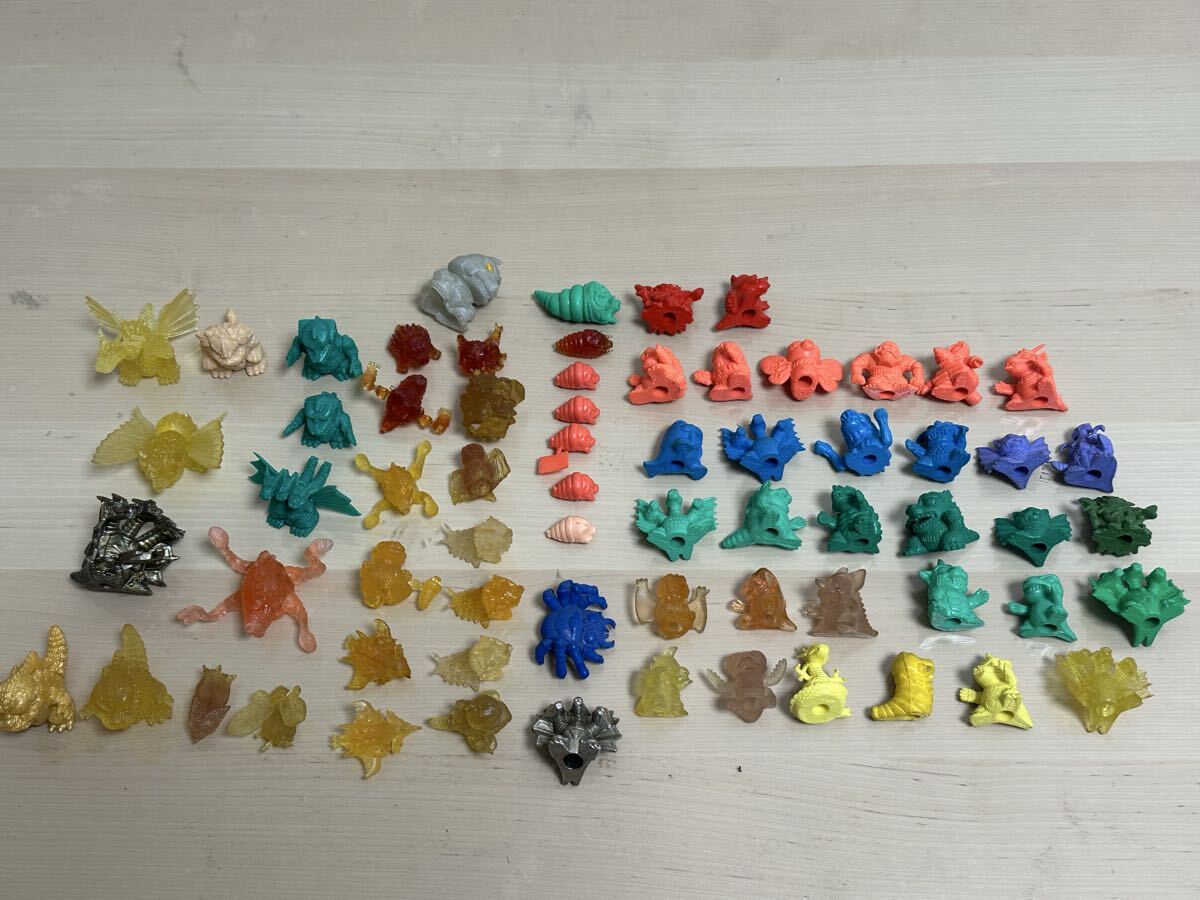 ゴジラ ミニフィギュア フィギュア 特撮 ソフビ 怪獣 ガシャポン ガチャガチャ 塩ビ クリア メタル モスラ メカキングギドラ ビオランテ 金
