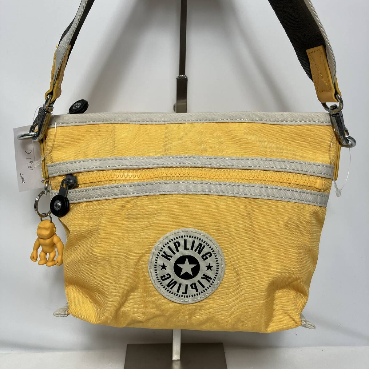 D1981◯ KIPLING キプリング Menta メンタ ハンドバッグ ショルダーバッグ ワンショルダー 黄色 イエロー グレー ナイロン ゴリラチャーム