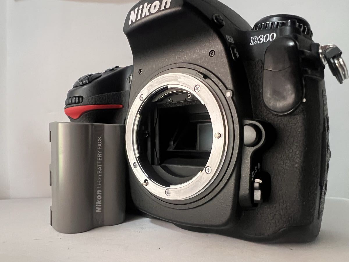 ★極上美品★ 《ショット数27921回》Nikon ニコン D300 ボディ ★動作確認済み #0602 #77