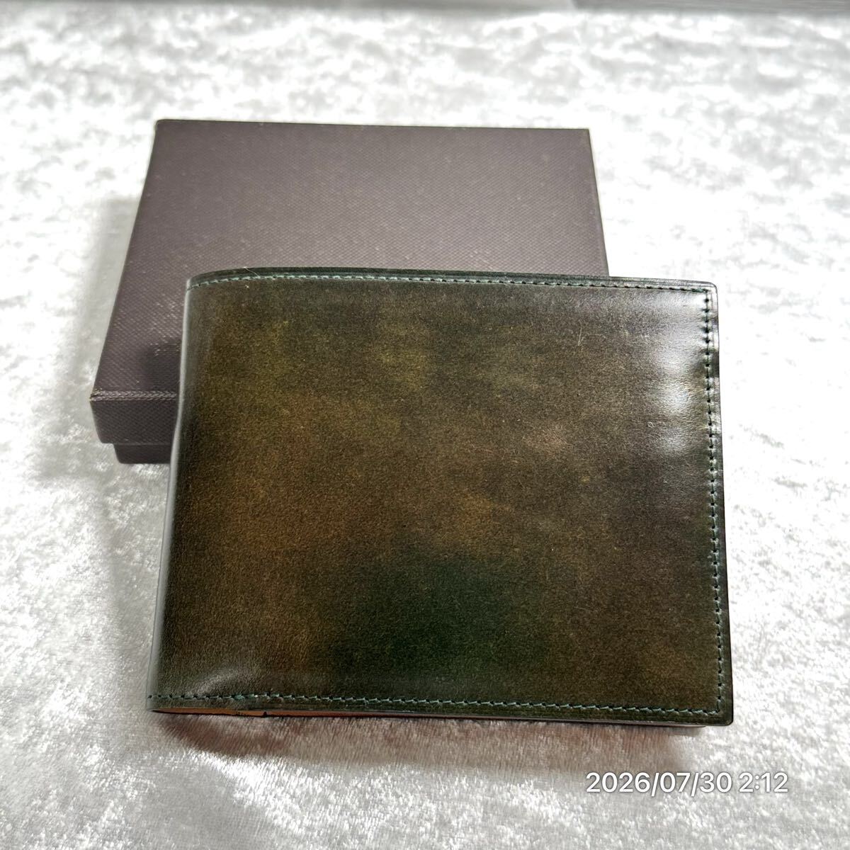 恐らく未使用 FLYING HORSE フライングホース CORDOVAN コードバン レザー 本革 折り畳み財布 二つ折り財布 ウォレット 深緑