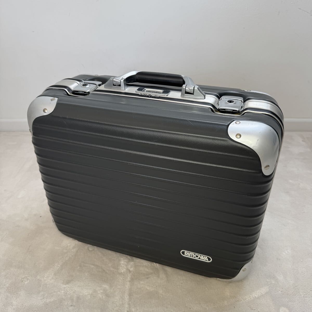 RIMOWA 『Silber Integral/シルバーインテグラル』 ヴィンテージ ボードケース 35L マットグレー Made in Germany