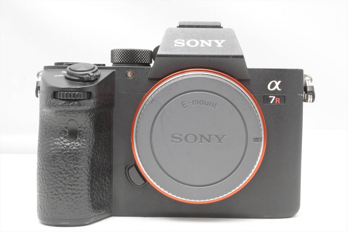 SONY α7RIII ILCE-7RM3 ボディ　ソニー　フルサイズ　ミラーレスカメラ　動作確認済み　送料無料 