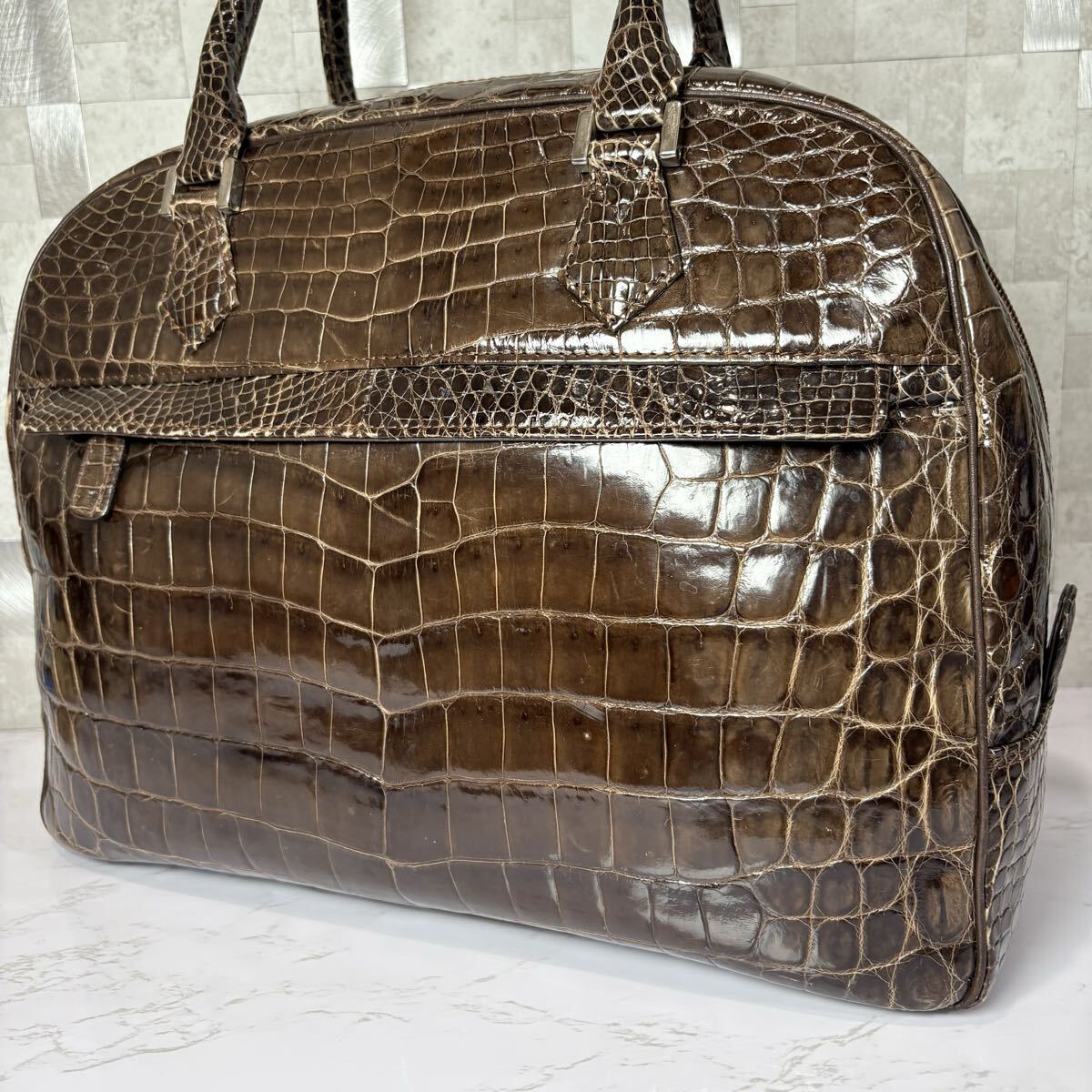 極美品 クロコダイル ボストンバッグ シャイニング センター取り ブラウン 本革 ワニ革 ハンドバッグ ビジネス トートバッグ レザー 本革