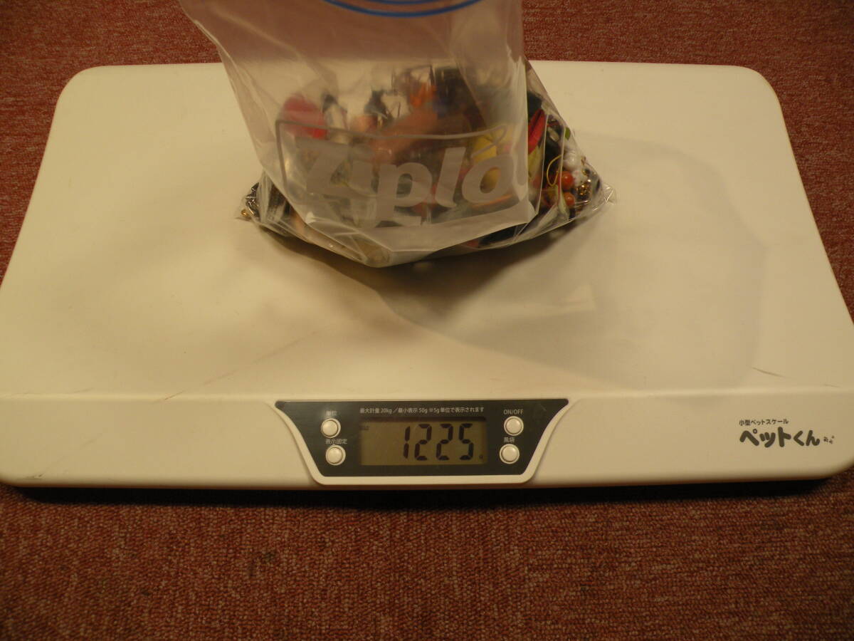 N422 キーホルダー ストラップ キャラクター 芸能人 ご当地 他 総重量約1225g 現状渡し