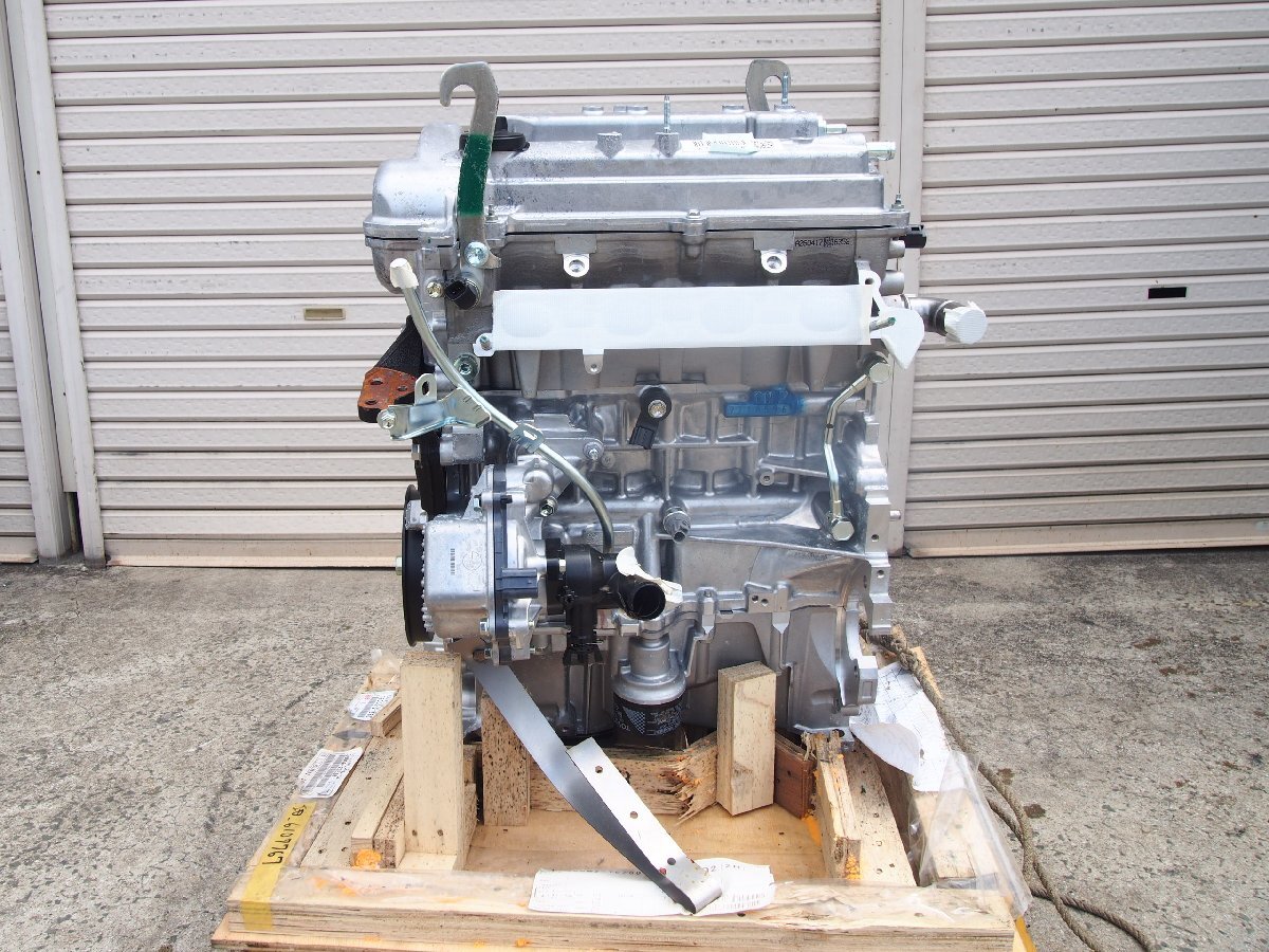 ☆【T0624-31】 訳アリ未使用 トヨタ TOYOTA PARTIAL パーシャル エンジン ASSY 1NZ 19000-21E30 現状品