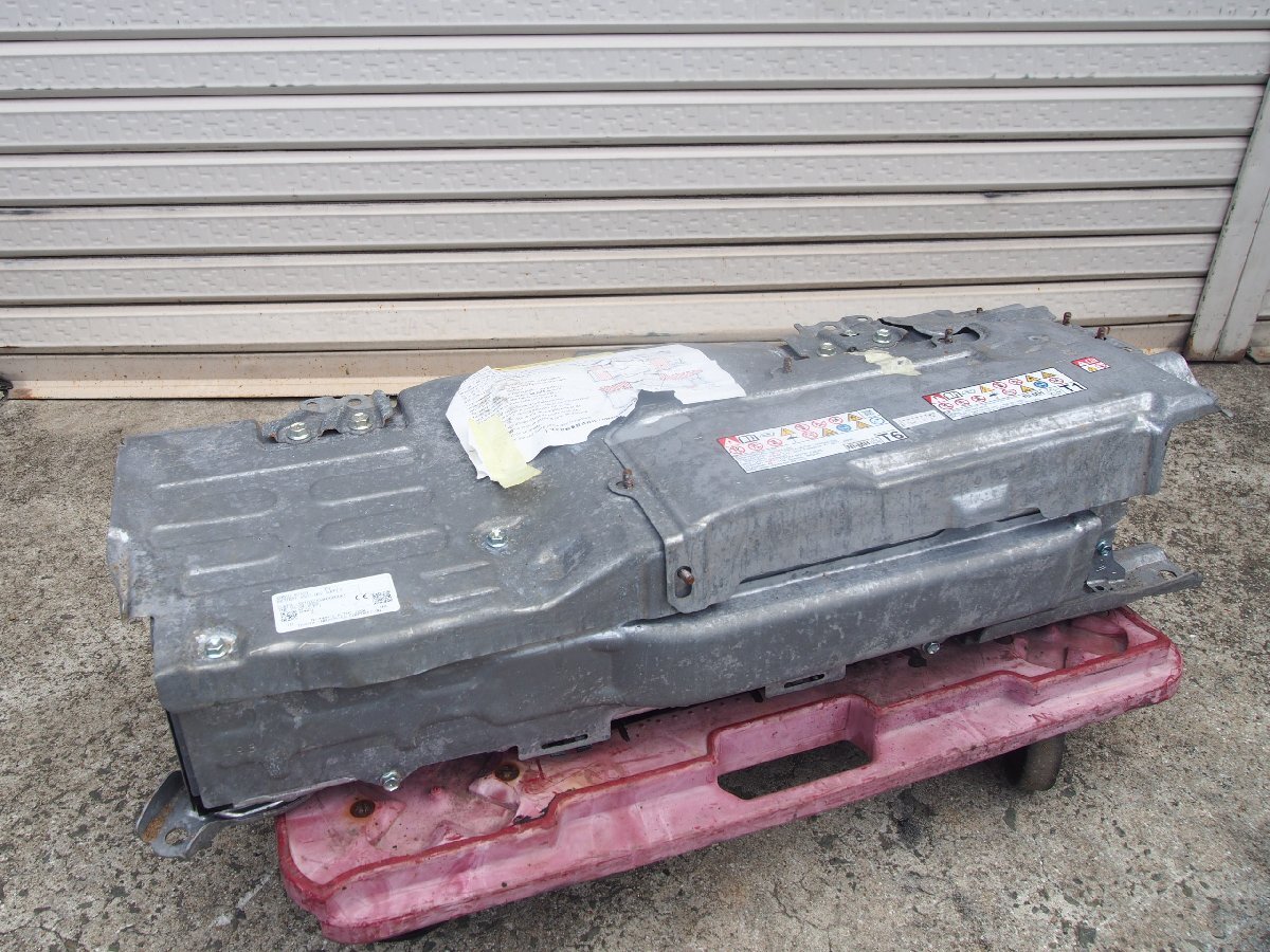 ☆【T0625-32】 未使用 TOYOTA トヨタ ハイブリッドバッテリー G9510-52103 アクア？ 現状品