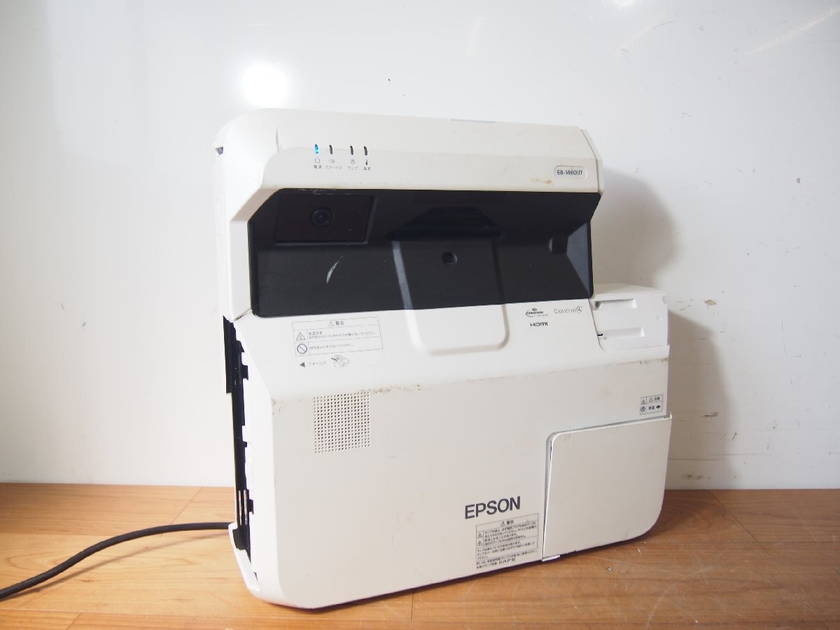 ☆【2T0605-38】 EPSON エプソン ビジネスプロジェクター EB-1460UT 100V 通電OK 超単焦点 ジャンク