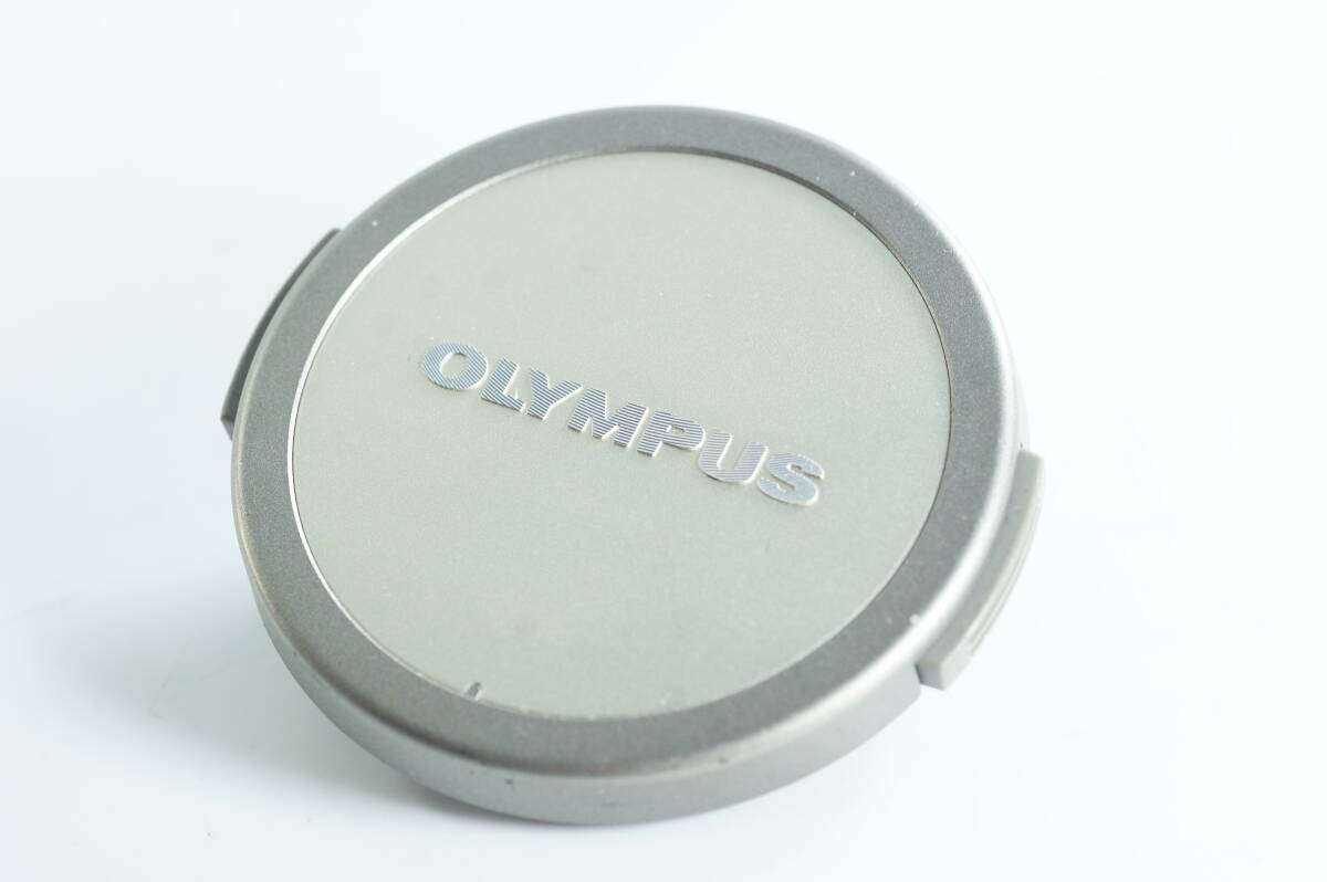 6Aとてもキレイ』OLYMPUS 52mm オリンパス フロント レンズキャップ シルバー色