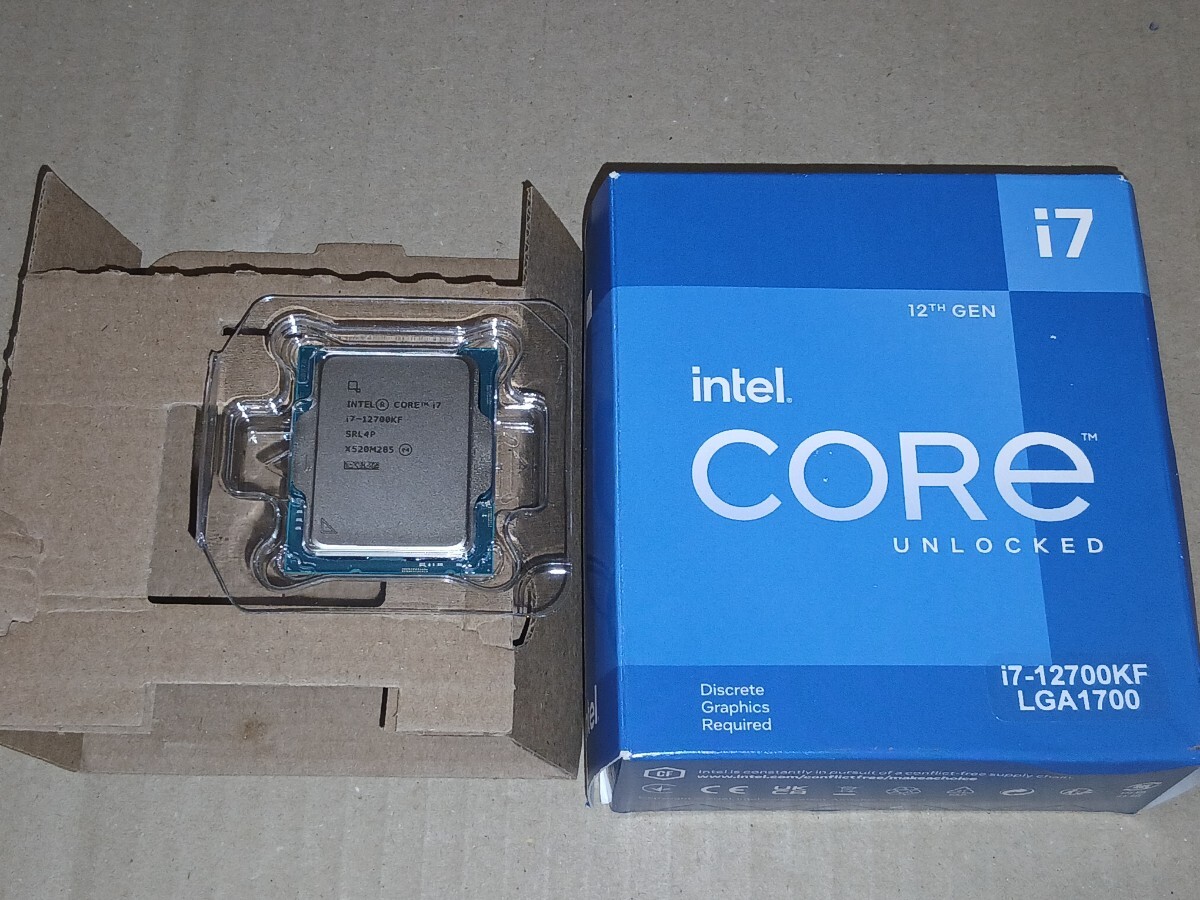 Intel CPU Core i7-12700KF 内蔵グラフィック無し BOX LGA1700 インテル 12世代 動作問題無し 箱付き 美品