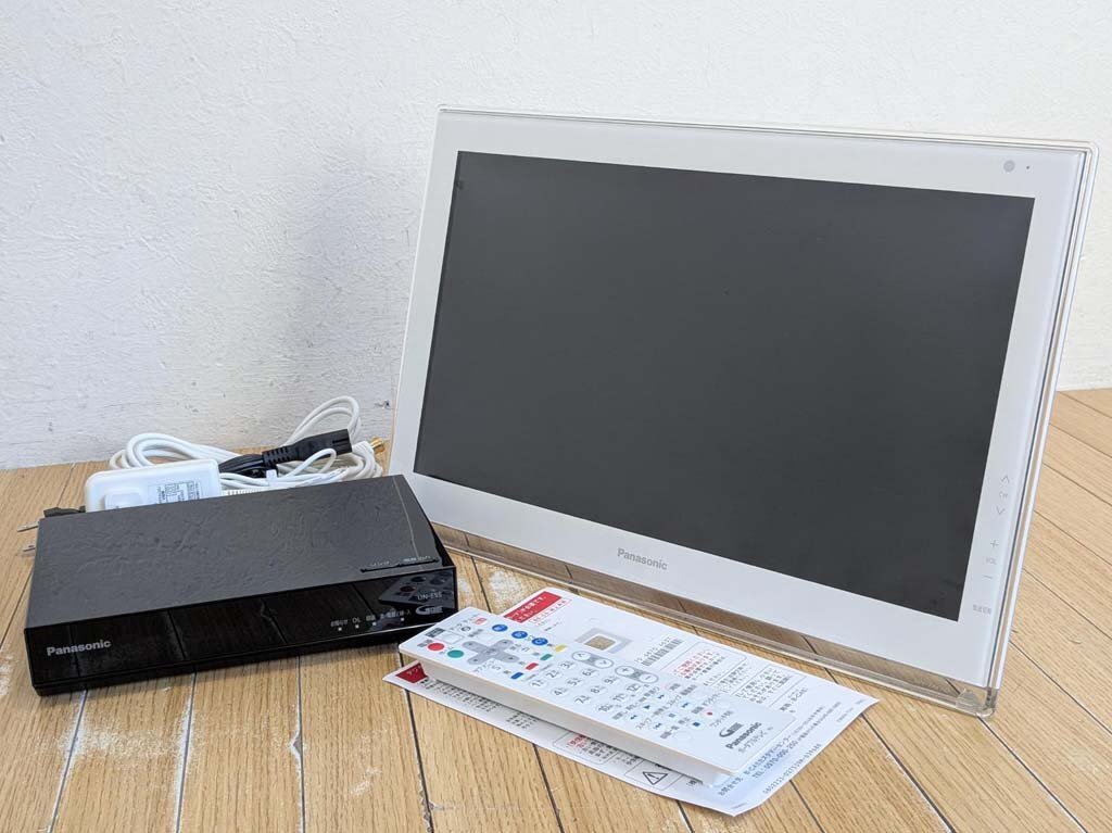 △パナソニック 15V型ポータブルテレビ UN-15E5