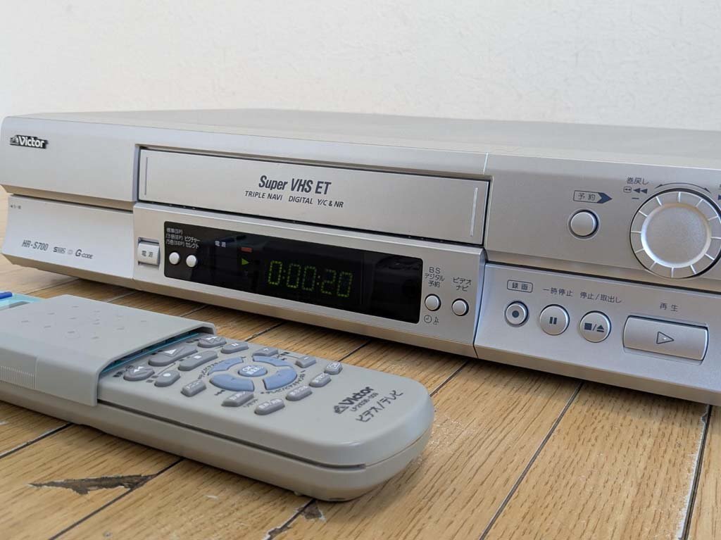 △Victor ビクター Supe VHS ET ビデオレコーダー HR-S700 2005年製