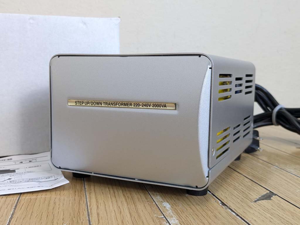 △未使用 カシムラ100V? 220V240V 変圧器 TTS-151C②