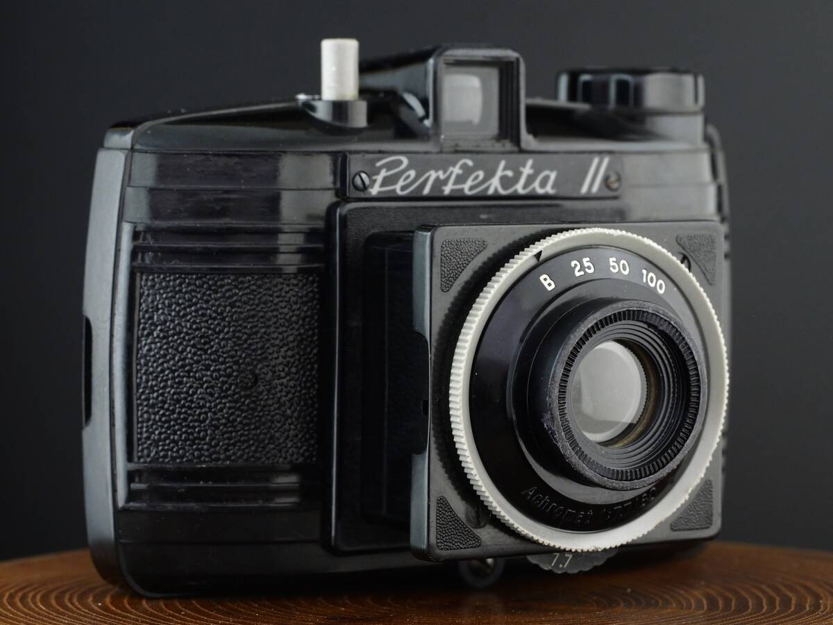 【完動品】PERFEKTA ll 6x6中判カメラ VEB RHEINMETALL