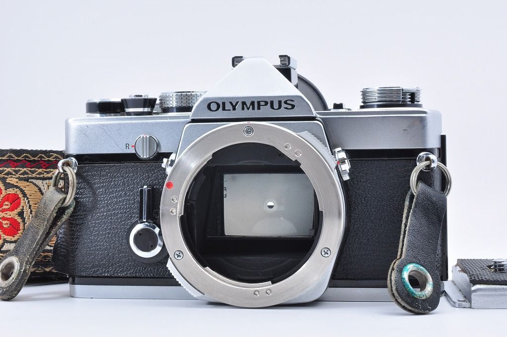 Olympus OM-1 シルバー フィルム一眼レフカメラ 動作確認済＃1719