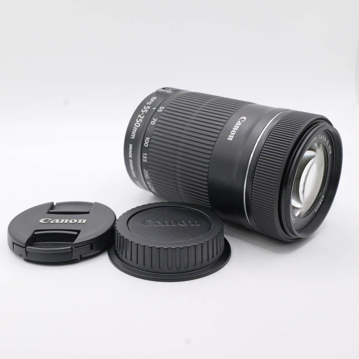 【かめら屋】極上美品 Canon キャノン EF-S 55-250mm F4-5.6 IS STM 手振れ補正搭載 EF-Sマウント 動作確認済 Y036