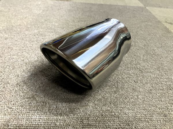 汎用　オーバルマフラーカッター　BMW　ベンツ　Eシリーズなどに