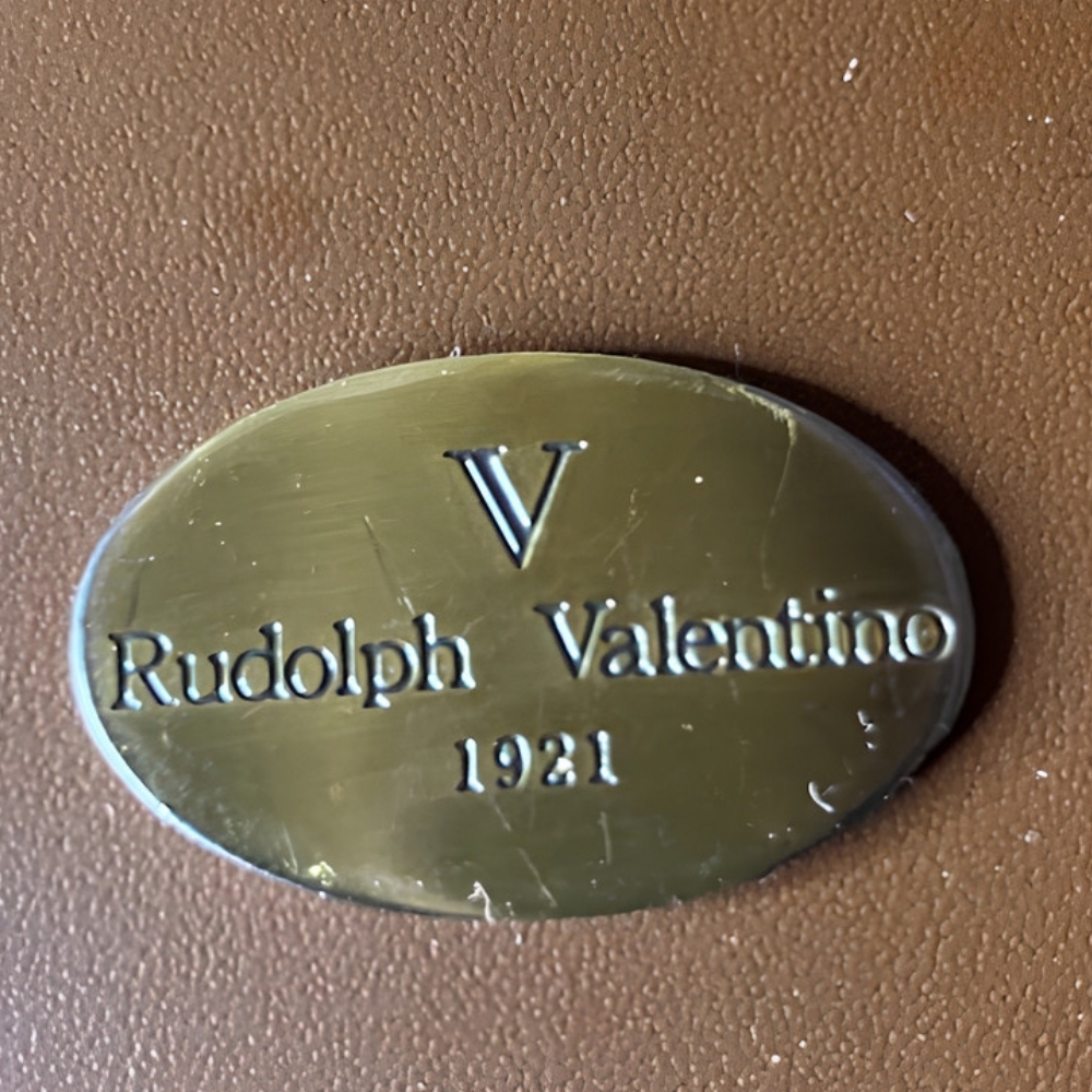 【1円スタート】Rudolph Valentino （ルドルフ・ヴァレンチノ ） ブランドロゴ「V」ロゴマーク ブリーフケース レザー ビジネスバッグ