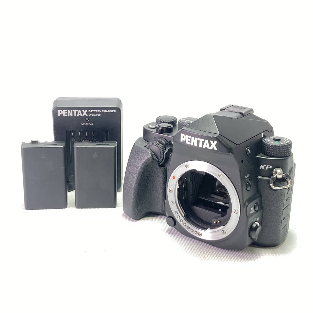 PENTAX KP ペンタックス デジタル 一眼レフ カメラ ショット数6600回 26G ヱTK2