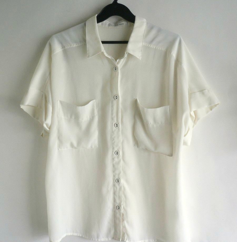 LOWRYS FARM オフ白　シアー半袖シャツブラウス　ポケット付き　ローリーズファーム　Lサイズ