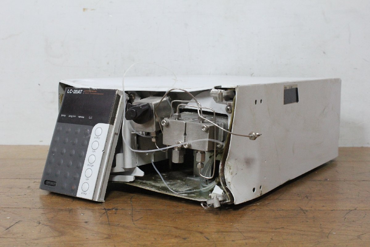 ☆【2F0626-4】 SHIMADZU 島津製作所 高速液体クロマトグラフ LC-20AT ジャンク