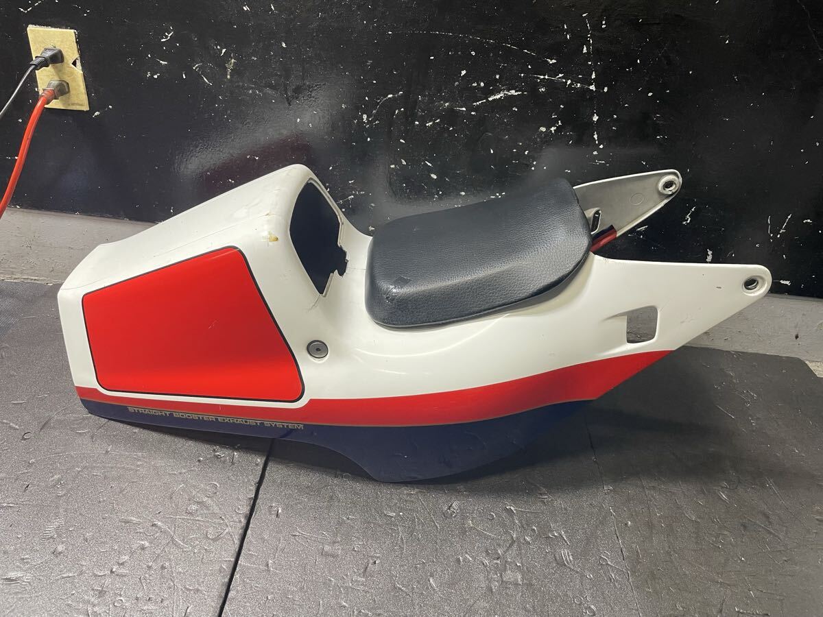倉庫整理 CBR400F フォーミュラF3 純正 シングルシート カウル 検 NC07 pc04 cbx400f エンジン フレーム 外装 beet 