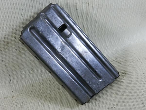Σ実物　M16　20連マガジン　傷あり　アルミ製　VN装備　モデルガン　AR-15　M4　コルト