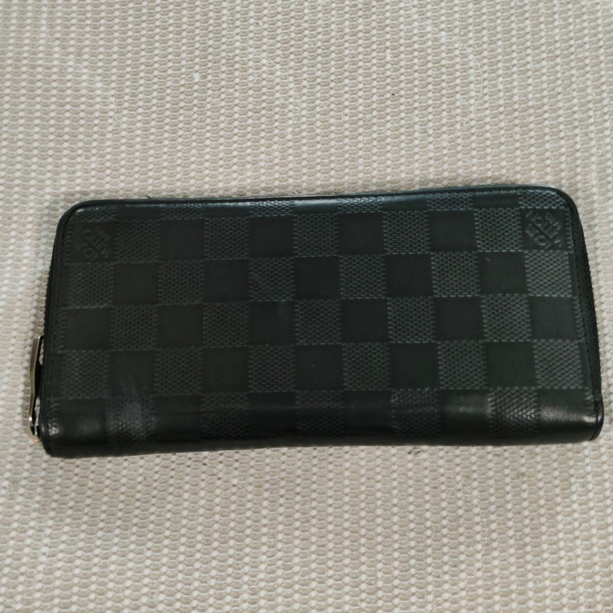 LOUIS VUITTON ルイヴィトン ダミエグラフィット ジッピーウォレット 長財布