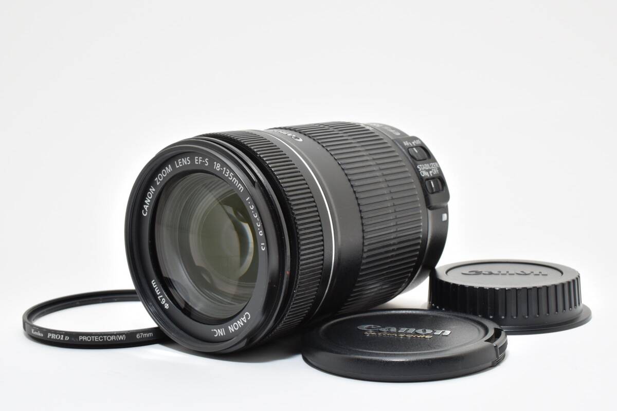 ★美品★ Canon EF-S 18-135mm F3.5-5.6 IS MACRO Lens キヤノン レンズ キレイ 完動 ◆851