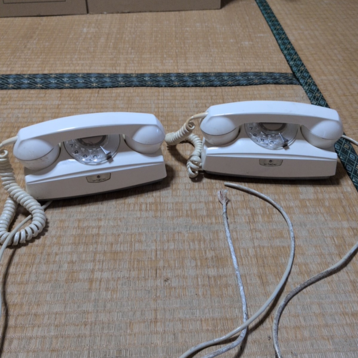 昭和レトロ　HITACHI　ダイヤル式電話　ジャンク品　インテリア
