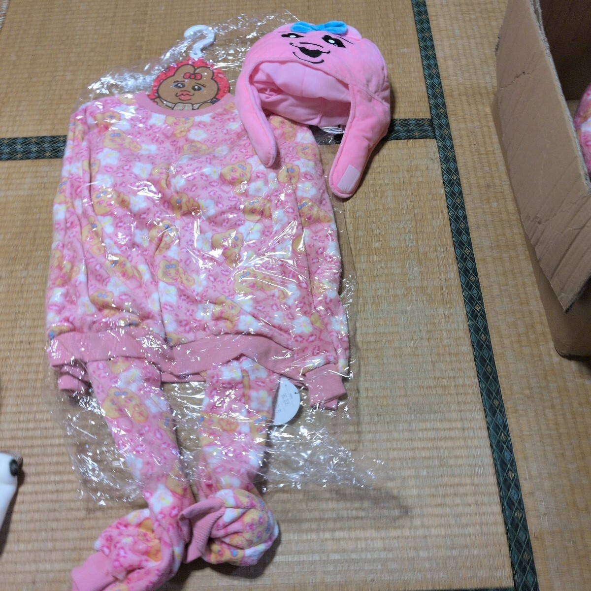 おぱんちゅうさぎ　着ぐるみキャップLLパジャマ