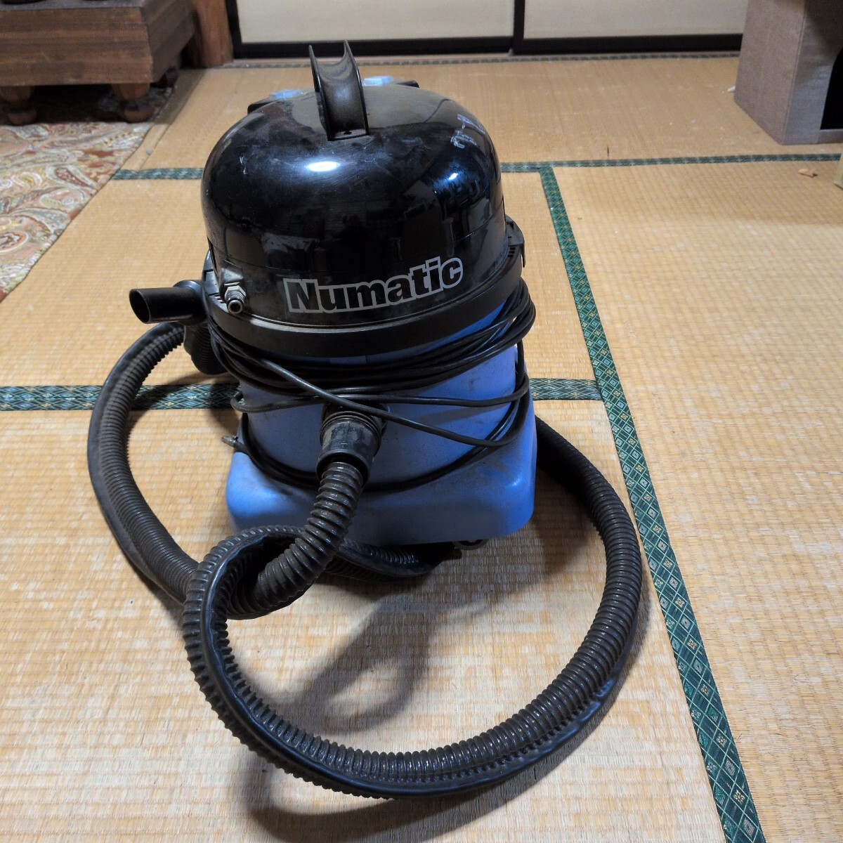 Numatic（ニュマティック） 乾湿両用掃除機 現状品