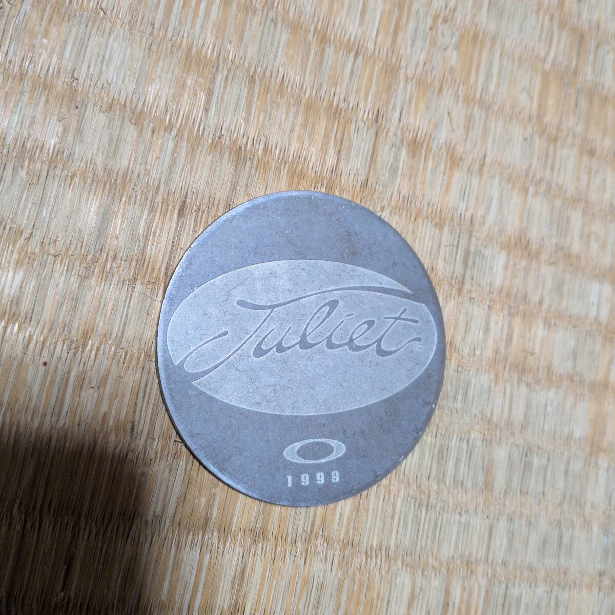vintageオークリー　ジュリエット　メダル　コイン　Juliet